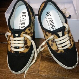 Re done  low top skate sneakers brand new in box size 35 leopard calf hair